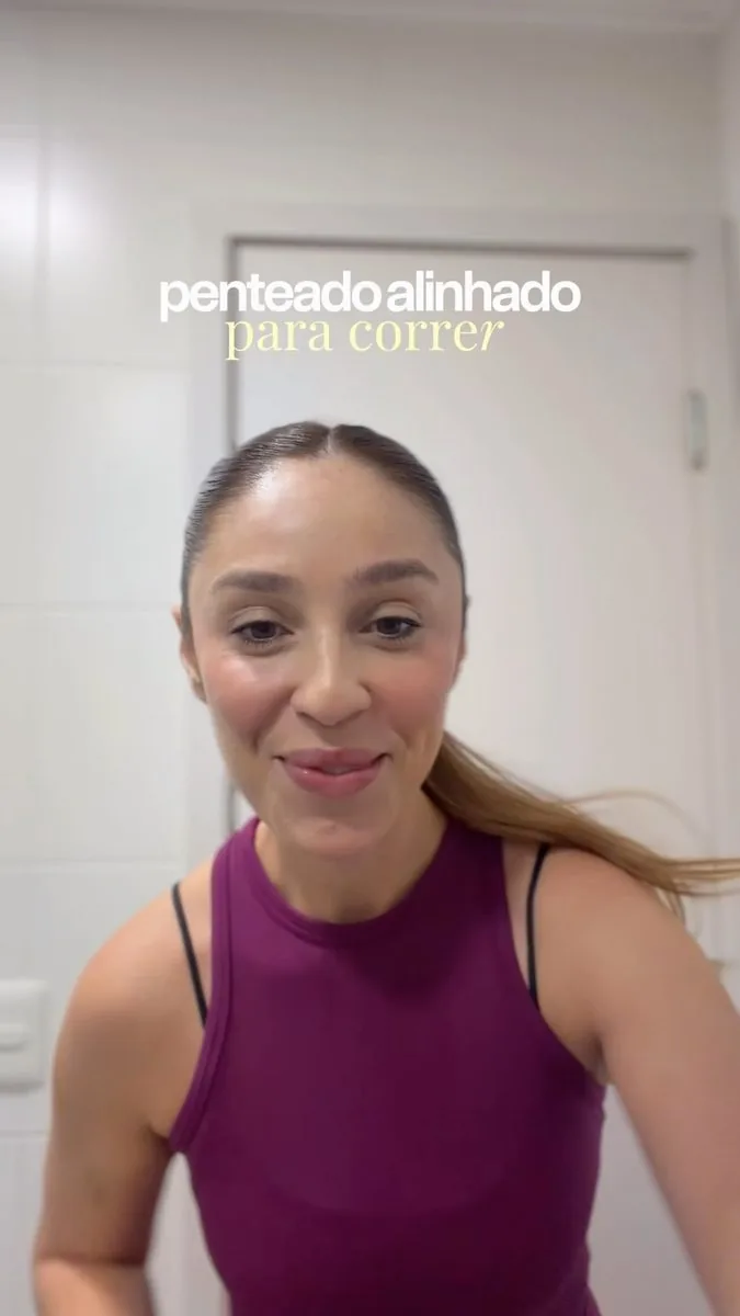Paula Camargo mostra um penteado para correr